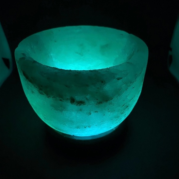 New in Box- Himalayan Salt Lanp! Salt Lamp! - Picture 4 of 7